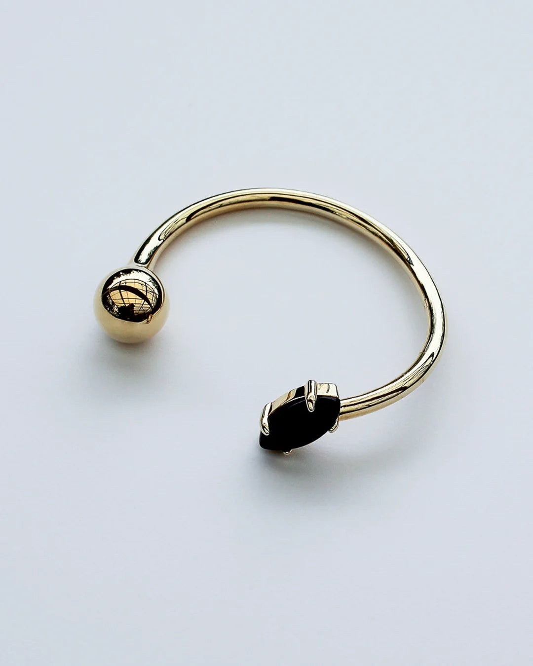 Droplet Gemstone Wrist Cuff: 18k Gold + Onyx